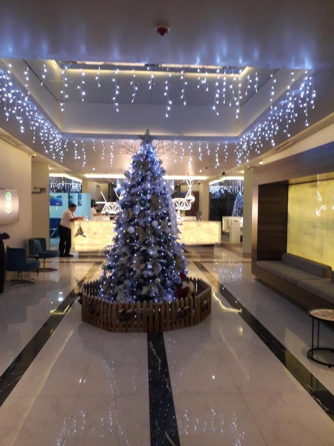 Twins Tower Orbi City バトゥーミ エクステリア 写真
